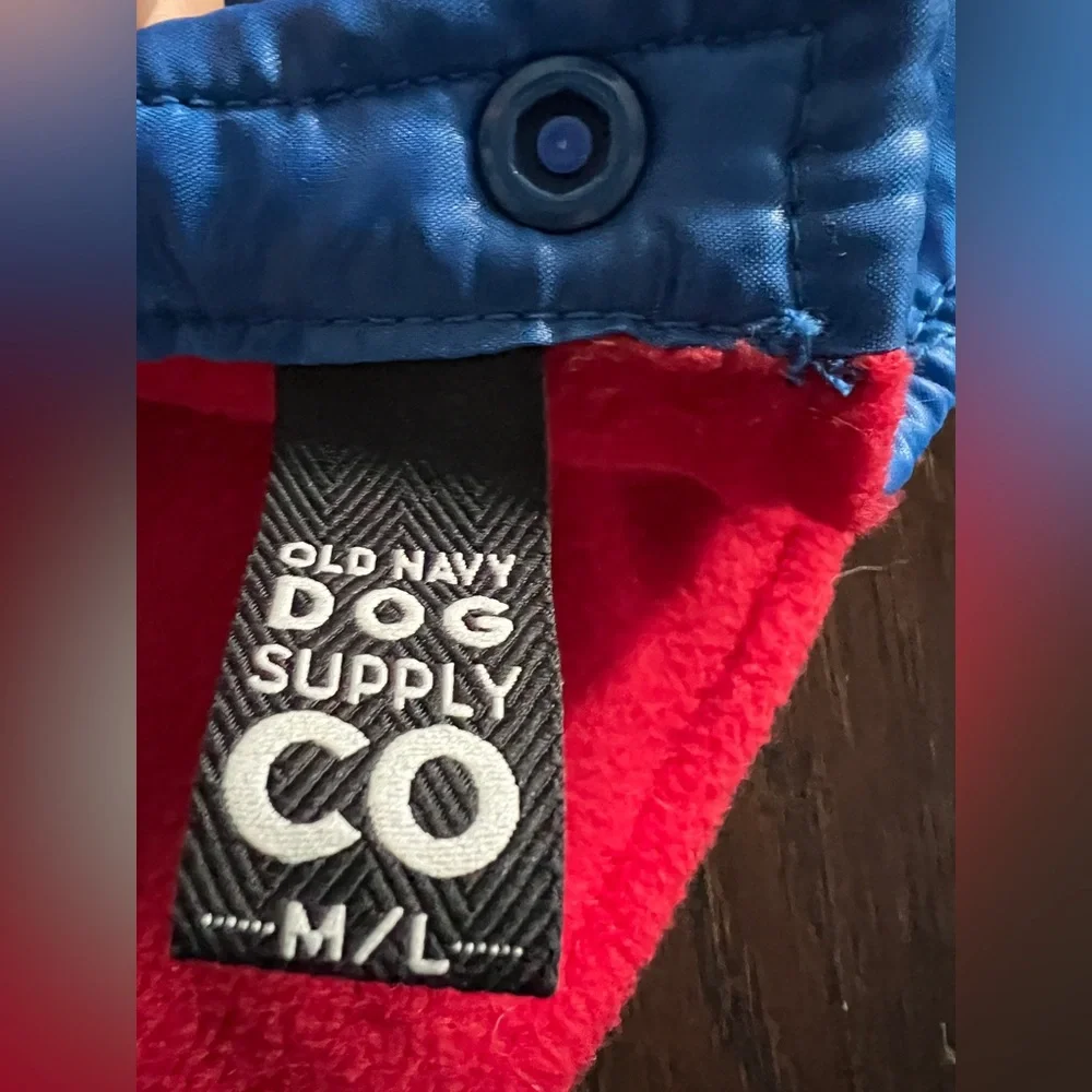Old Navy dog blue Puffer vest Jacket red fleece reversible size M / L